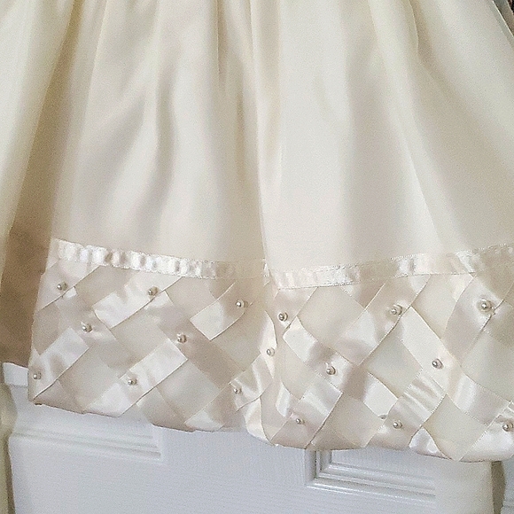 NWT Cinderella by Special Occasions 18M Cream Dress - Picture 4 of 9